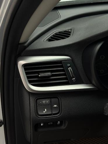 Kia: Kia Optima: 2019 г., 2.4 л, Автомат, Бензин, Седан — 17
