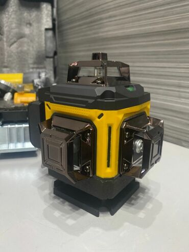 динамо ключ: Лазер DeWALT с зелёным лучом 4D Новый Полный комплект - Три плоскости