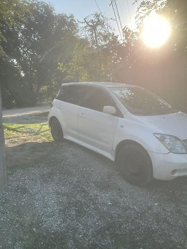 ист 2004: Toyota Ist: 2002 г., 1.5 л, Автомат, Бензин, Хэтчбэк — 3