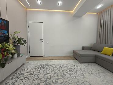 кремлёвский: 4 комнаты, 102 м², Мед Академия Элитка, 3 этаж, Евроремонт — 2