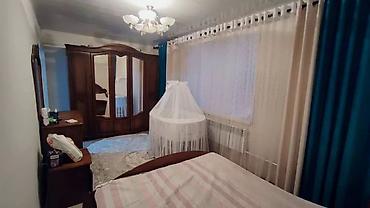 Үйлөрдү сатуу: 6 бөлмө жана андан көп, 200 м², 7 соток, Бишкек, Менчик ээси — 10