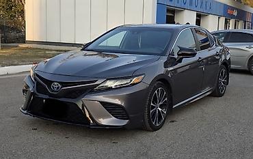 fit aria: Toyota Camry: 2020 г., 2.5 л, Гибрид, Седан — 3