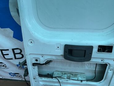 Двери и комплектующие: Задняя левая Citroen, Оригинал — 18