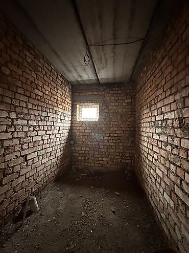 Продажа коттеджей и домов: 📍 В Романовке от трассы 150 м продается 2-х уровневый дом на участке 5 — 4