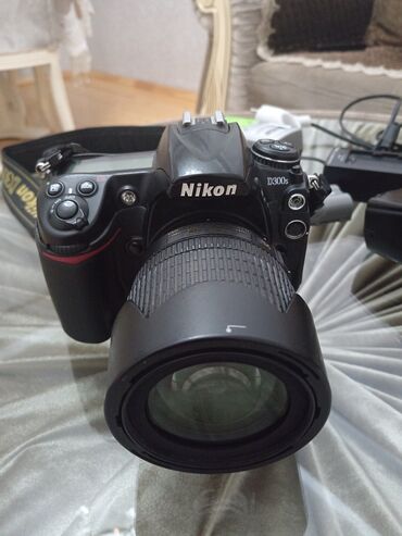 fotoapparat nikon d90: Təcili satilir nikon d300s professional 2 batareya adabdor obyektiv