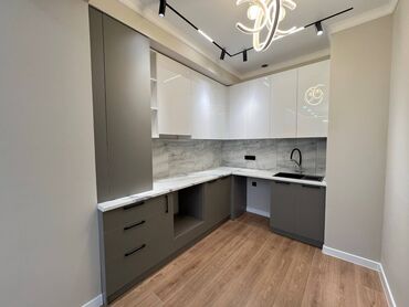 3 комнатная квартира асанбай: 2 комнаты, 67 м², Элитка, 2 этаж, Дизайнерский ремонт