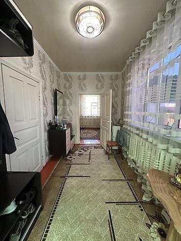 Продажа коттеджей и домов: 📍 В центре Сокулука продаётся дом. Площадь дома составляет 100 кв.м — 9