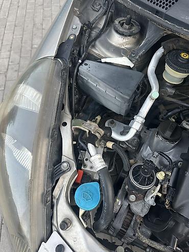 fit 2012: Honda Fit: 2003 г., 1.3 л, Вариатор, Бензин, Хэтчбэк — 9