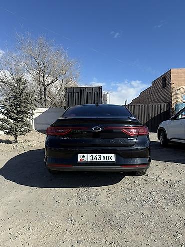 Renault: Renault : 2018 г., 2 л, Автомат, Газ, Седан — 10