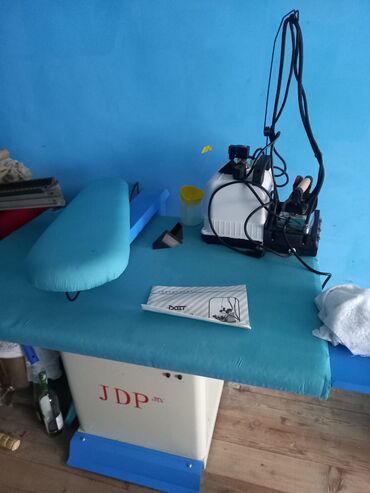 Tikiş maşınları: Peşəkar tikiş avadanlıqları komplekti Tərkib: - DİT (DOIT) sənaye düz — 2