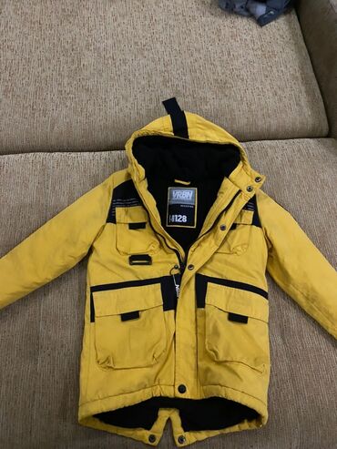 детская куртка зимняя: Зимняя куртка 6-7лет