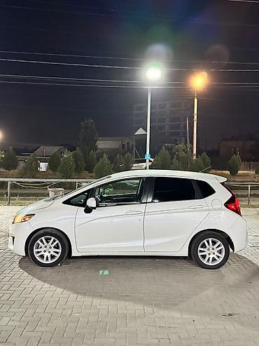 мухабойка на фит: Honda Fit: 2017 г., Вариатор, Бензин, Хэтчбэк — 4