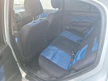 a klass: Hyundai Getz: 2006 г., 0.4 л, Механика, Бензин, Хэтчбэк — 6