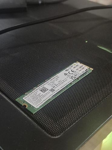 samsung a32 ekran: 128 GB m2 SSD — 1