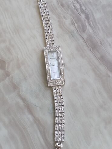 tək qaş uzuk: Новый, Наручные часы, цвет - Серебристый