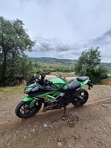 Мототехника: Спортбайк Kawasaki, 400 куб. см, Бензин, Взрослый, Б/у — 2