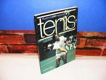 gitare cene: Tenis radmilo armenulić 1985 sportska knjiga 24 cm mek povez stanje — 2