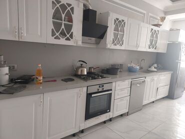 BAW: Metbex mebeli satilir membrandi uzeri mermerli olcu 5 metre yaxindir