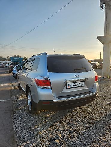 Toyota: Toyota Highlander: 2011 г., Бензин, Кроссовер — 3