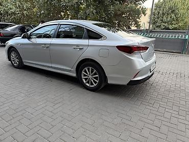 газ автомобиль: Hyundai Sonata: 2020 г., 2 л, Автомат, Газ, Седан — 3