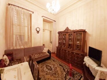 Uzunmüddətli kirayə mənzillər: Sahil metrosuna yaxın məsafədə yerləşən, yaxşı təmirli 2 otaqlı — 5