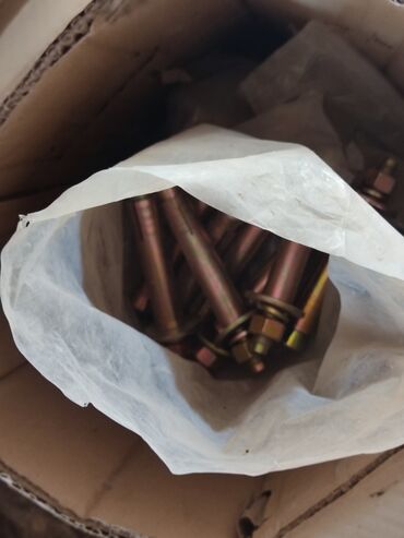 железный яшик: Анкера! целая коробка!