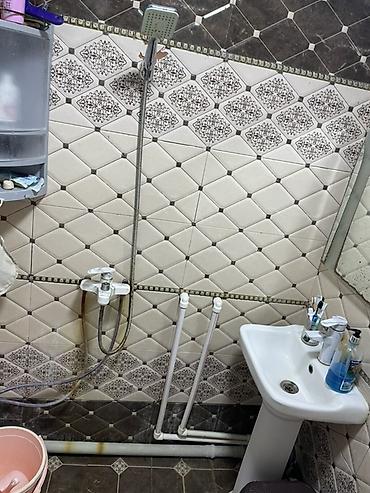 bağ stulları: Bine savxozda 84 sayli baxca terefde 218 nomreli mektebe yaxin yerde 3 — 3