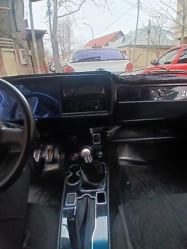 VAZ (LADA): Model: Lada (VAZ) 2107, ağ rəng, sedan gövdə Əsas xüsusiyyətlər: - — 7