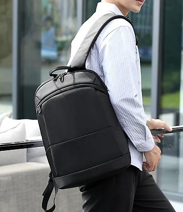 Рюкзаки: ПРОДАЮ НОВЫЙ СУПЕР ТОНКИЙ РЮКЗАК,ПОДОЙДЕТ КАК ДЛЯ НОУТБУКА ТАК ЖЕ ДЛЯ — 1