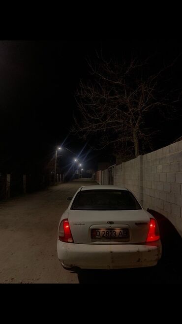 Daewoo: Daewoo Nubira: 1996 г., 1.5 л, Механика, Бензин, Седан — 10