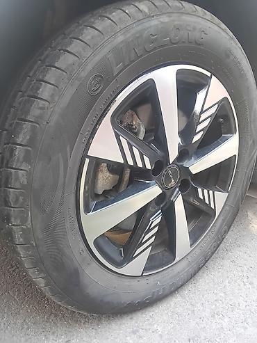 зеркала одисей: BYD E2: 2023 г., Автомат, Гибрид, Кроссовер — 4