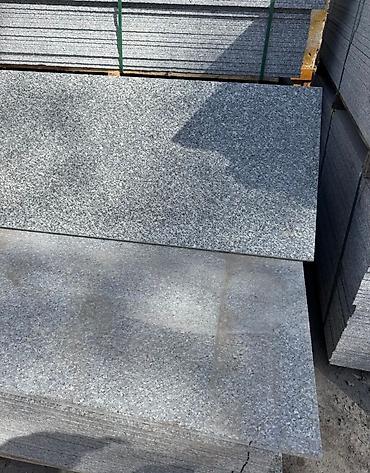 Фасадные гранитные плитки: ГРАНИТ ОПТОМ ВСЕ ВИДЫ В НАЛИЧИИ!!! Фасад любая сложность а также все — 5