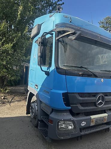 892 2: Продаю кабину Mercedes Benz Actros! В полной комплектности!Средняя в — 2
