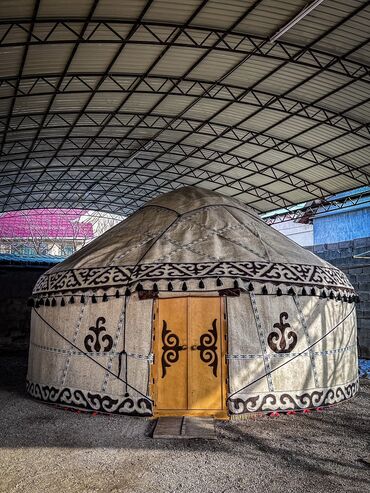 Аренда юрт: Аренда юрты, Каркас Деревянный, 85 баш, Казан, Стол, Стулья — 18