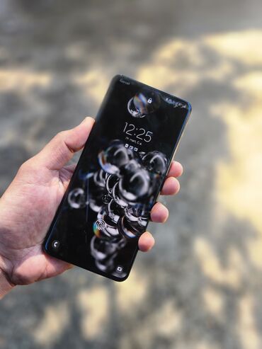 Техника и электроника: Samsung Galaxy S20 Ultra, 128 ГБ, цвет - Черный, Отпечаток пальца, Face ID