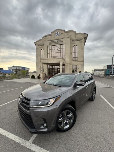 Toyota: Toyota Highlander: 2019 г., 3.5 л, Типтроник, Бензин, Кроссовер