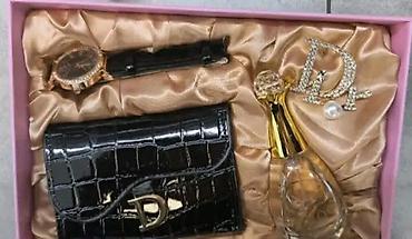 Setovi nakita: Poklon set za dame – elegantna kombinacija modnih i mirisnih dodataka — 2