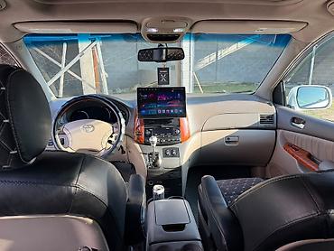 прицеп легкового автомобиля: Toyota Sienna: 2008 г., Газ, Минивэн — 5