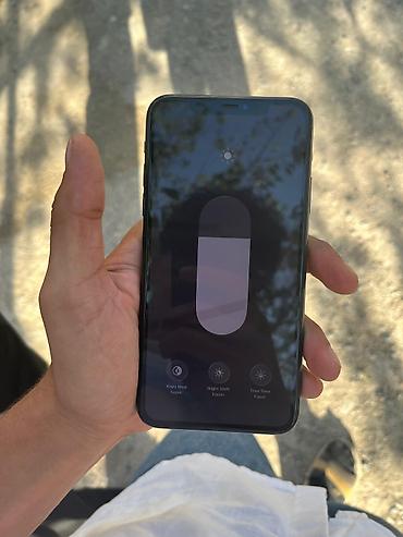 IPhone 11 Pro Max, 64 GB, Qara, Face ID