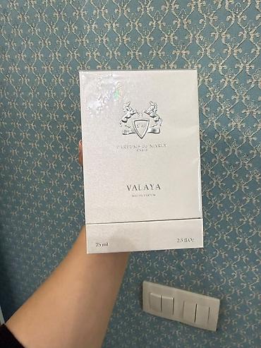 женские ветровки: Parfums de Marly Valaya Eau de Parfum, 75 ml (2.5 fl.oz) Аромат — 1