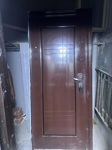 Qapılar və aksessuarlar: Metall giriş qapısı - Material: möhkəm metal konstruksiya - Rəng və — 1