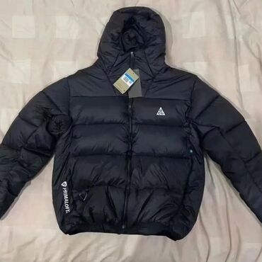пуховики больших размеров: Пуховик Nike ACG с утеплителем PrimaLoft Размер: XL - Цвет: черный -