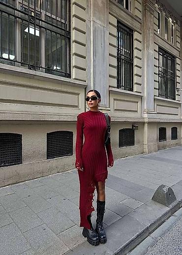 Haljine: Haljina: 2400 dinara
Uvoz Turska — 6