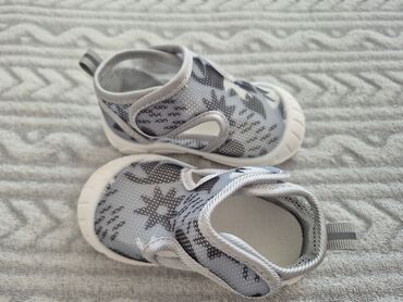 Sandale: Dečje sandale/patike za bebe – siva/bela kombinacija Veličina 21-22 - — 5
