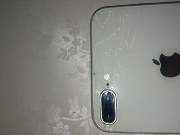 телефон в нарыне: IPhone 8 Plus, Б/у, 64 ГБ, Чехол, 97 %