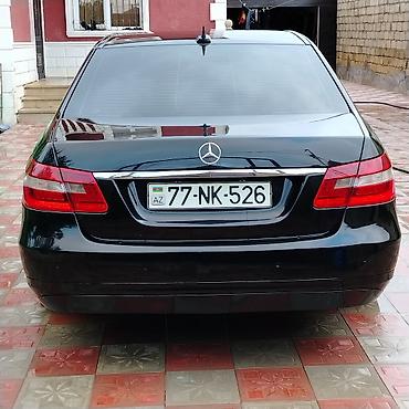 w212 mercedes: Mercedes-Benz E-Class sedan (W212). Qara rəng, 4 qapı, tam ölçülü — 6