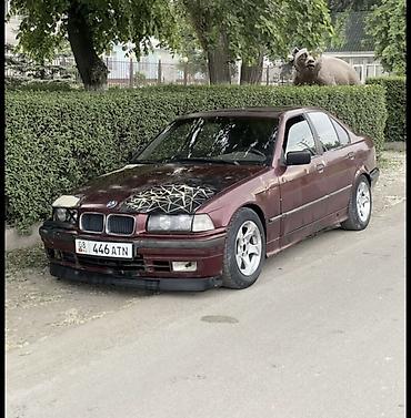 BMW: BMW 3 series: 1992 г., Седан — 4
