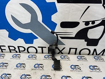 другой: Педаль газа Volvo FH12 fh12.380 D12 380 2003 Контрактный из Германии — 1