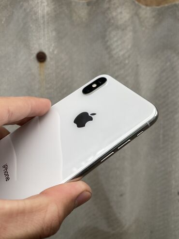 айфон за 10 тысяч: IPhone X, 64 ГБ, Белый, 100 %