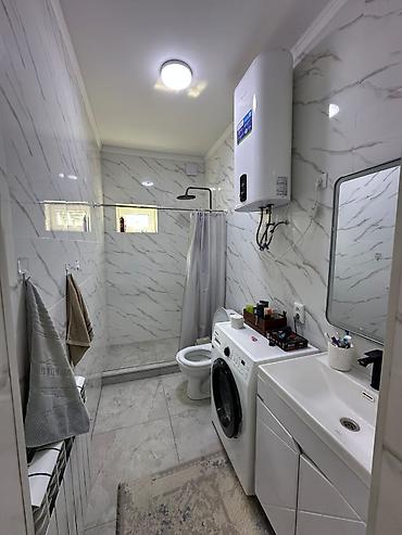 Продажа домов: 6 комнат и более, 140 м², 3 соток, Бишкек, Ак-Орго ж/м Собственник — 4